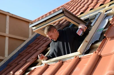 Pose de fenêtres de toit Velux à Hohfrankenheim